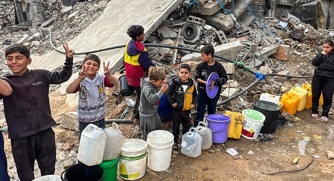 Rayuan Telaga Air Gaza